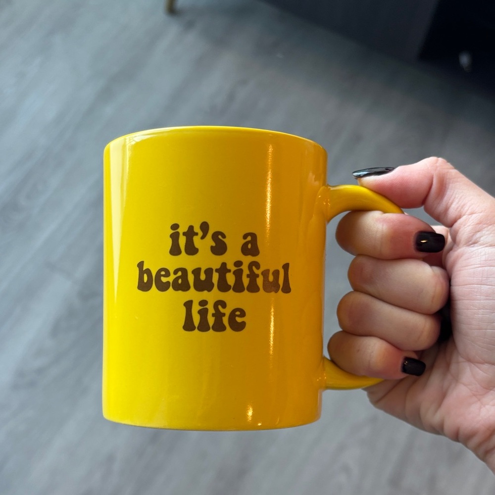 Yellow Ceramic Mug - It's a Beautiful Life